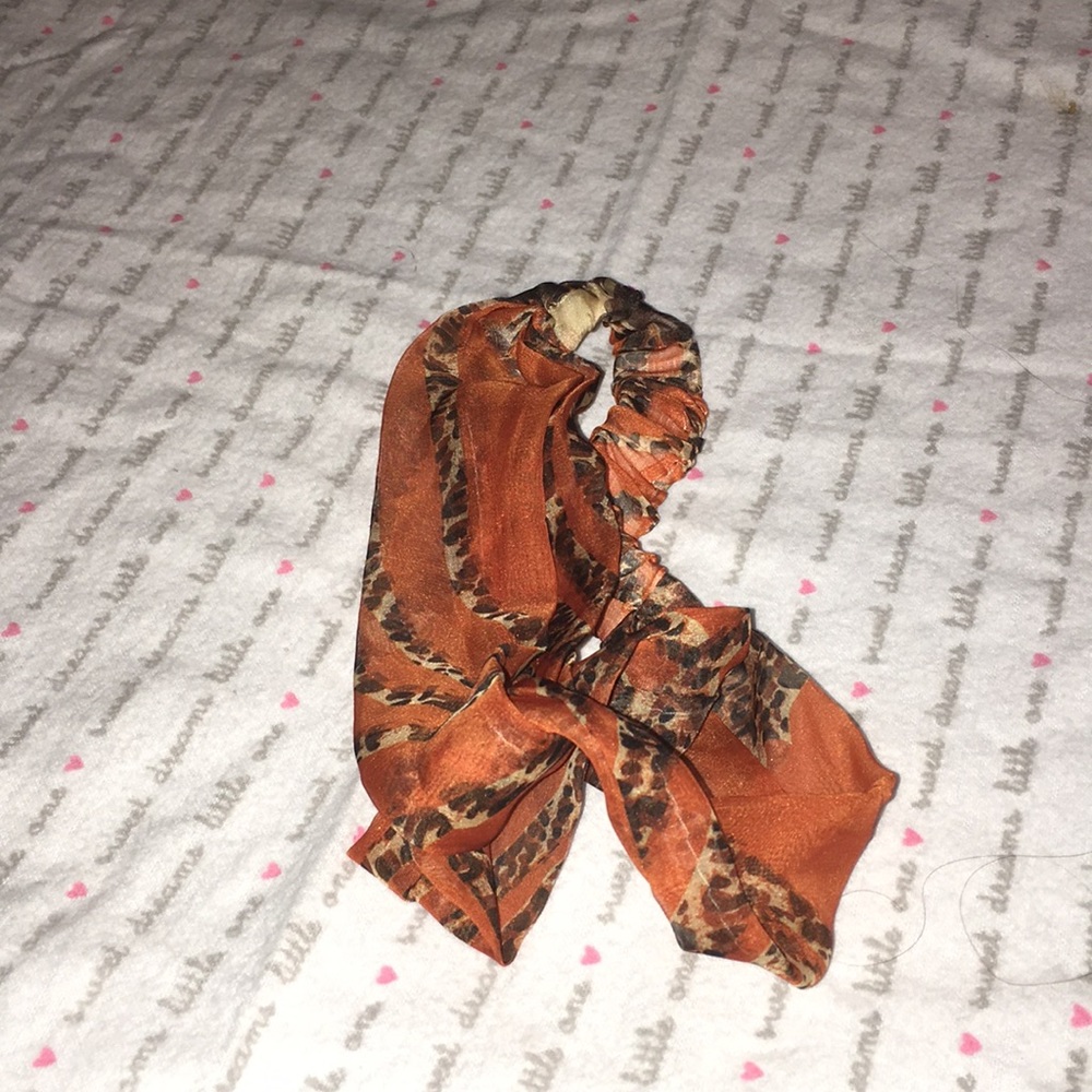 Bundle - Picture 5 of 5